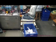 Machine d'emballage de lingettes désinfectantes humides à quatre côtés