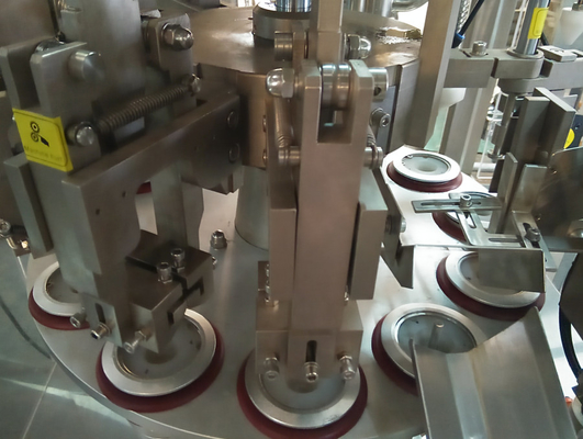 Machine de remplissage et de scellement de tubes Alu haute performance pour l'industrie de l'emballage cosmétique