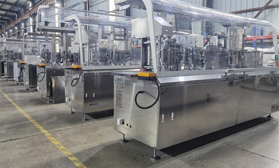 Tissu humide simple faisant la machine pliant les chiffons humides 130bags/Min