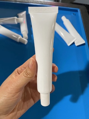 Étancheur automatique de tube de remplissage en aluminium / métal / plastique / matériau composite pour les cosmétiques