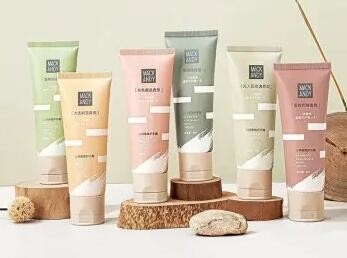 Crème cosmétique, dentifrice, tube en plastique, remplisseur d'emballage, machine à remplir et sceller