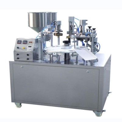 Machine de remplissage et d'étanchéité de tubes de pâte en plastique