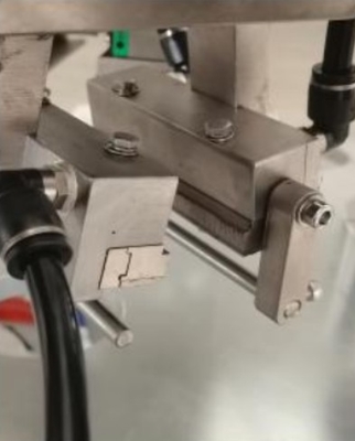 Vente à chaud machine de remplissage et d'étanchéité de colles de tubes d'aluminium à pâte de haute viscosité