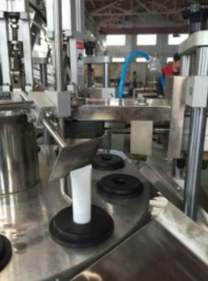 Crème cosmétique lotion électrique en aluminium plastique tube doux machine de remplissage et de scellage semi-automatique