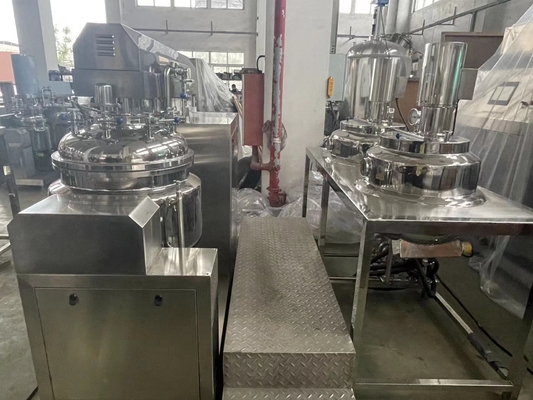 ligne de production de machines cosmétiques/ mélangeur de crème cosmétique/ machine d'émulsification homogène sous vide