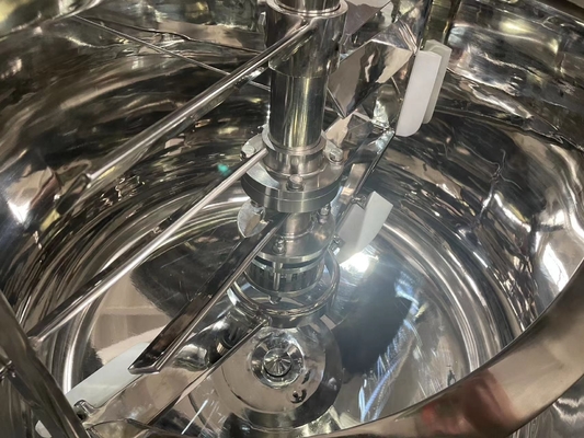 Machine chimique de fabrication de savon liquide homogénéiseur mélangeur cosmétique chauffage acier inoxydable double réservoir de mélange