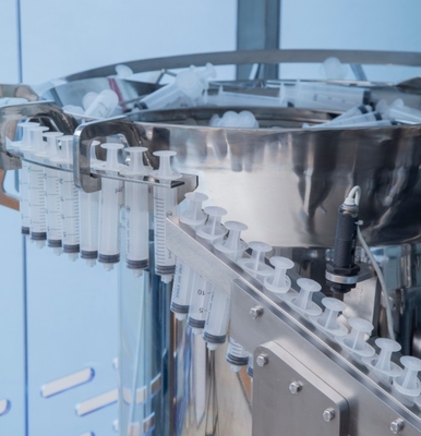 Machine de remplissage de seringues à pâte jetable Seringues préremplies Gel Seringues en plastique