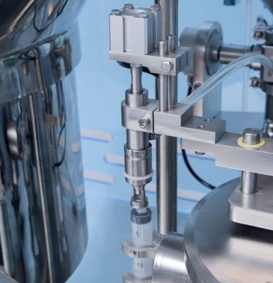 Machine automatique de remplissage de seringues en plastique avec certification CE