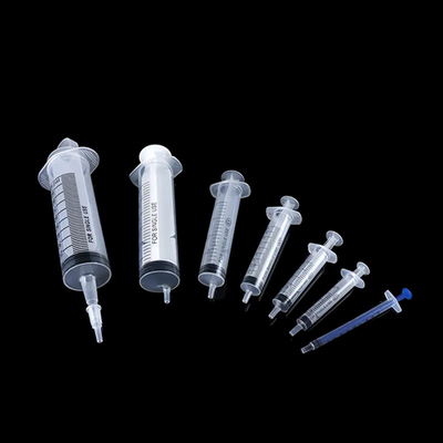 Machine automatique de remplissage de seringue en acier inoxydable 8 ml/1800 - 2100 par heure