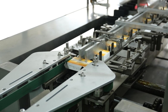 Machine automatique d'étanchéité de carton pliable Machine de cartonnage Machine d'emballage de boîte de carton pour ligne de production
