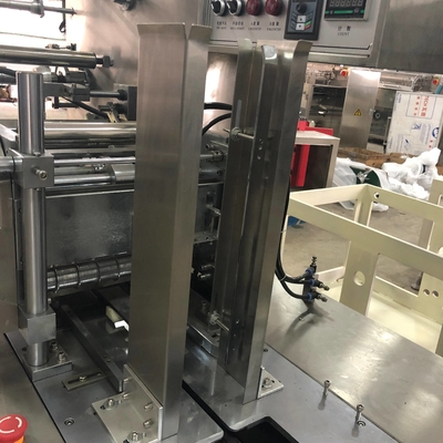 Machine d'emballage 3D à film transparent de boîte à bonbons au chocolat