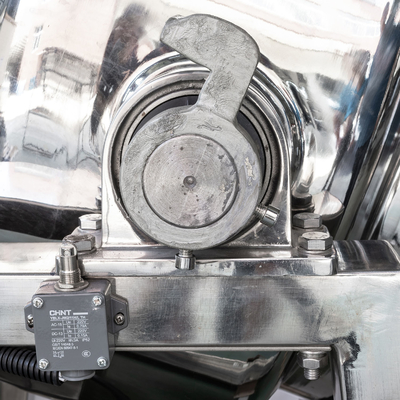 Prix d'usine Homogéniseur à vide Émulsifiant à vide Hydraulique Levé à vide Homogéniseur à emulsion Mélangeuse