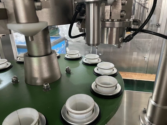 Machine semi-automatique de remplissage et d'étanchéité de pâte avec une précision de ± 1% et un système de contrôle PLC