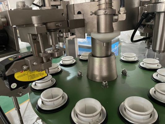 Machine automatique de remplissage et d'étanchéité de tubes en aluminium Machine d'étanchéité de tubes à base de pommade