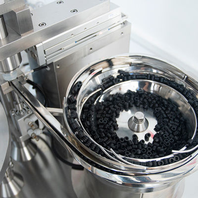 Machine de remplissage de seringues pré-remplies pour cartouches dentaires, remplissage et scellage de gel liquide