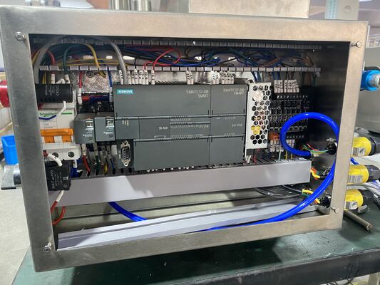 Machine de remplissage de cartouche de seringue préremplie (type bureau)