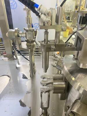 Machine de remplissage de seringues vétérinaires