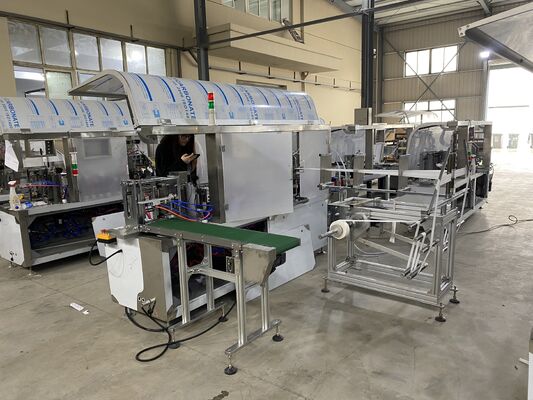 Machine de conditionnement entièrement automatique de lingettes humides à 4 côtés, Machine d'emballage d'écouvillons d'alcool à sachet unique