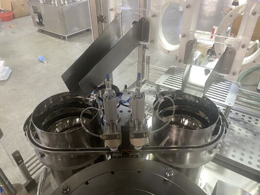 Machine de bouchage de remplissage sous vide à dépilage automatique pour seringues préremplies