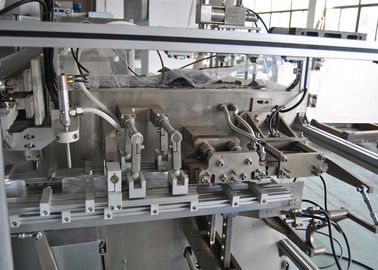 Liquide remplissant masque non tissé faisant la machine de fonction se pliante d'emballage