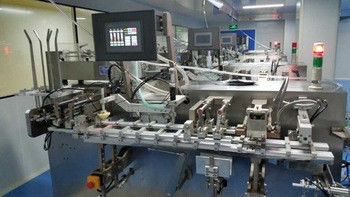 Masque facial automatique adapté aux besoins du client faisant à machine 30-60 sacs/vitesse minutieuse
