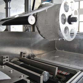 Machine faciale automatique de fabrication de masque de puissance de 9,0 kilowatts pour la machine à emballer faciale de masque