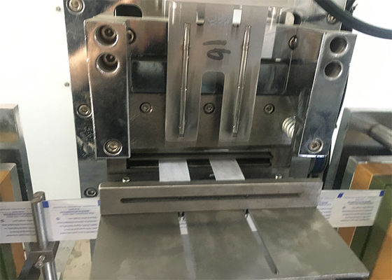 machine de conditionnement humide non-tissée de chiffons de 380V Spunlace, machine à emballer démangeante de chiffons de reliver