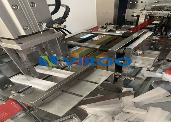 Tissu humide simple faisant la machine pliant les chiffons humides 130bags/Min